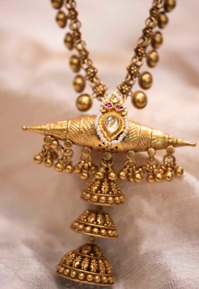antique jewels