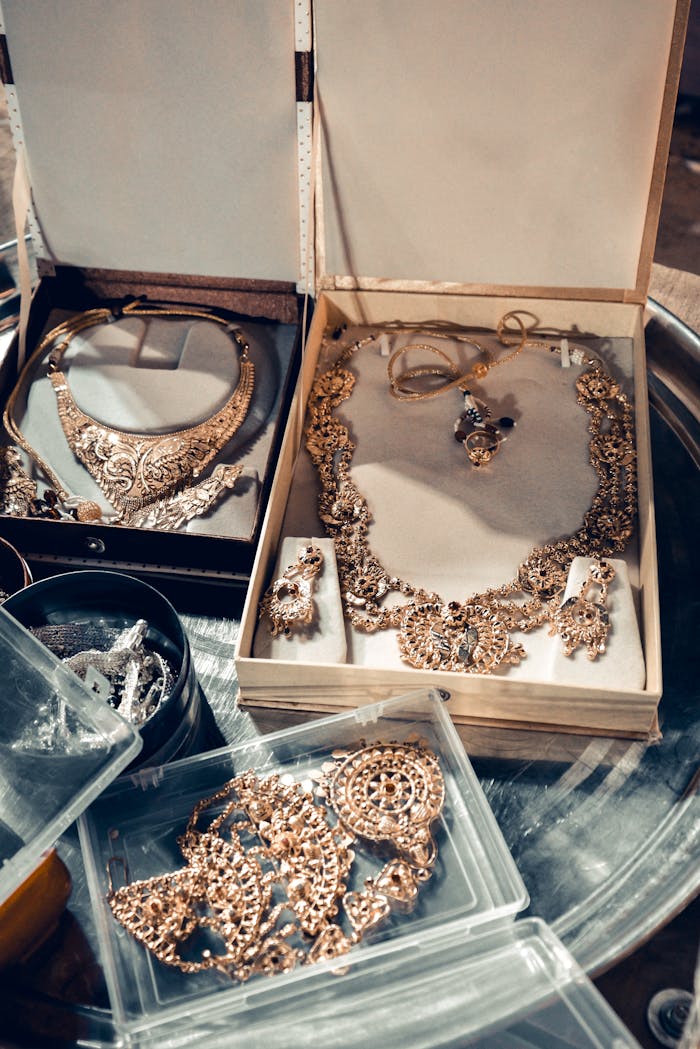 Captivating Indian gold jewelry sets featuring intricate detailing, perfect for weddings.